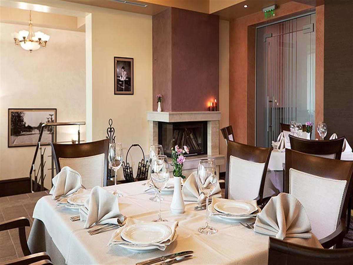 Hotel Villa Kaylaka Pleven Bagian luar foto