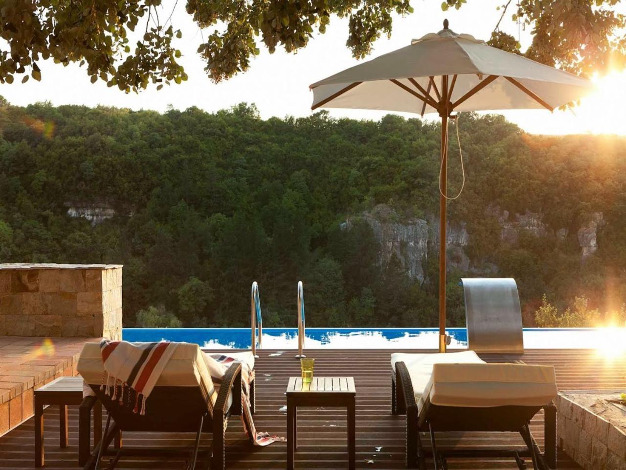 Hotel Villa Kaylaka Pleven Bagian luar foto